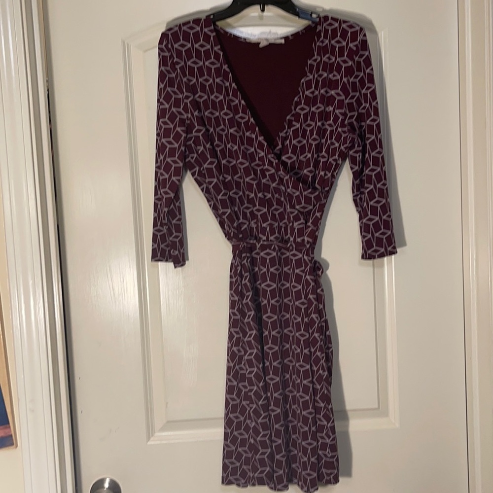 41 Hawthorn size large jersey purple dress--great for the office!